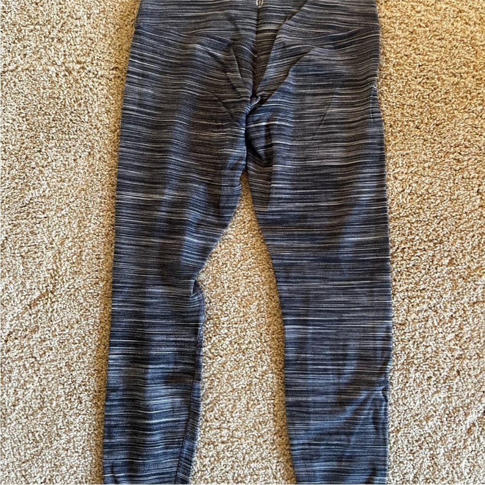 Lululemon Gray Legging Gray/White Size 8 - Picture 2 of 2